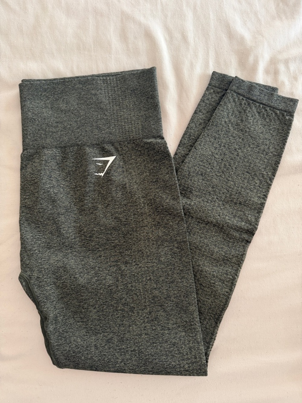 Gymshark Women’s Olive Seamless Leggings